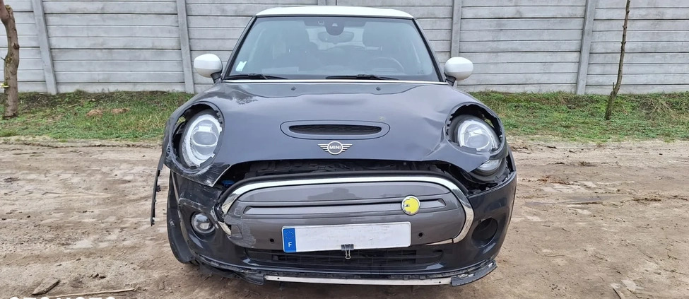 MINI Cooper cena 42900 przebieg: 21000, rok produkcji 2020 z Chodzież małe 106